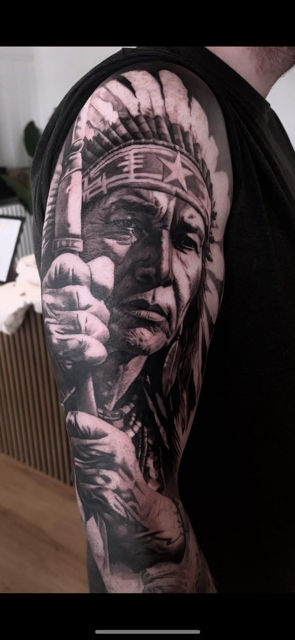 Indianer tattoo sleeve